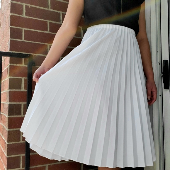 Vintage Dresses & Skirts - 1970s Vintage Pleated Skirt